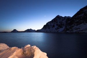Stamsund at night